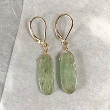 Load image into Gallery viewer, Green Kyanite